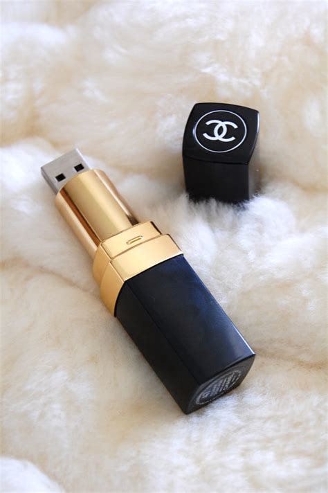 chanel lipstick usb flash drive|Homemade Tech: 12 DIY USB Flash Drives .